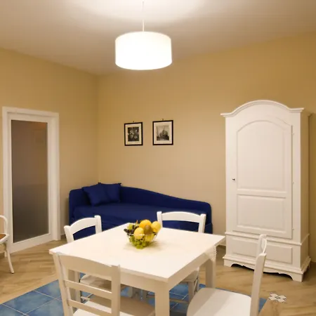 Il Timone Couette-café Castellammare di Stabia