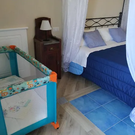 Couette-café Il Timone 4*