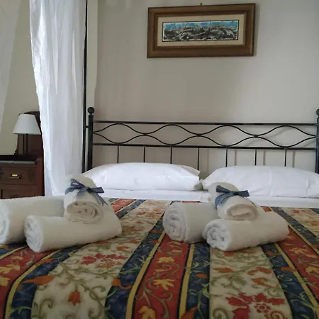 Il Timone Bed and Breakfast *