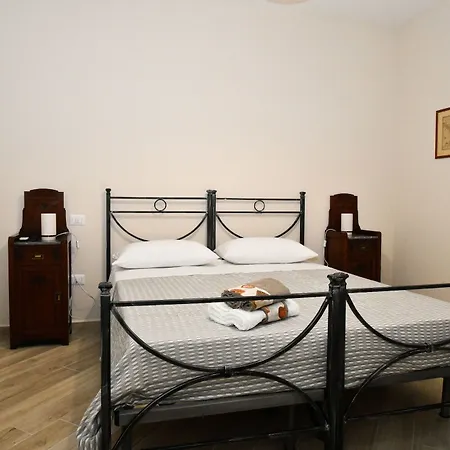 Il Timone Oda ve Kahvaltı Castellammare di Stabia